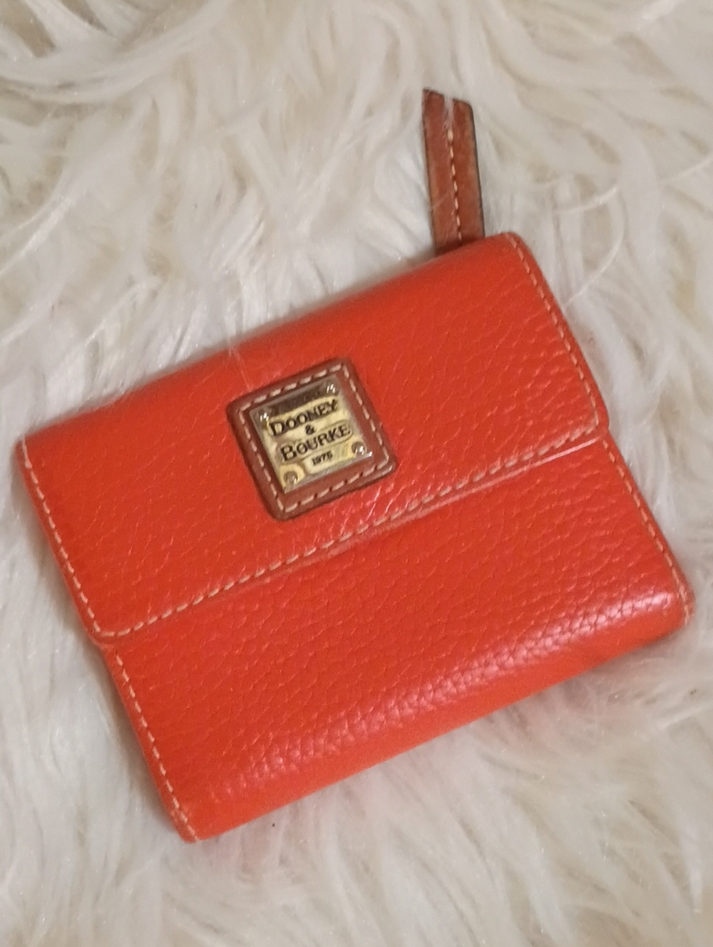 Dooney & Bourke Orange Pebbled Leather Compact Wallet - Picture 3 of 13